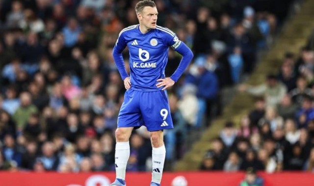 瓦尔迪周薪14万镑记者：由于莱斯特城降级，球员最高降薪50%