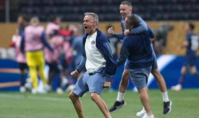 拿低级欧战到捧新世俱杯！切尔西成功换代夺冠，对比曼联凸显青训优势