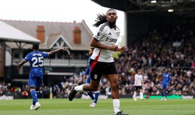 欧冠引爆激战！曼城与切尔西争四，曼联和热刺各追欧联：BIG6的多重角逐