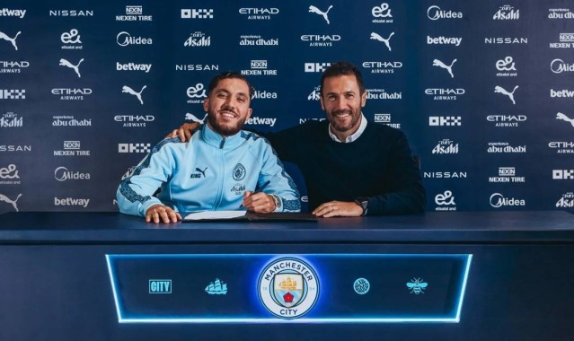 谢尔基：现在我等着在比赛中杀死曼联，欧联输给他们很不爽