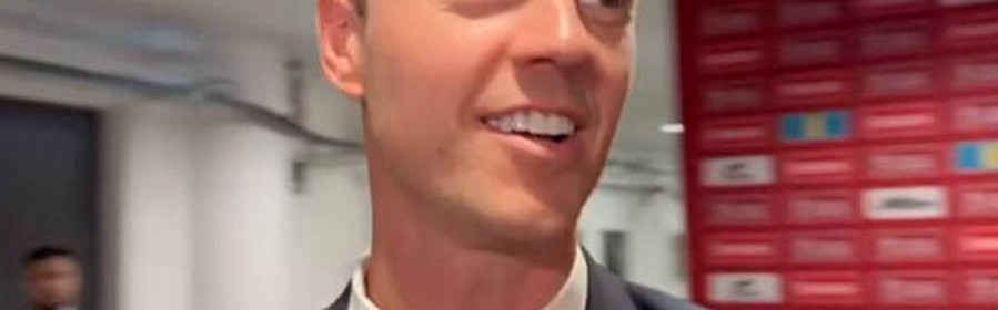 去而复返！37岁埃文斯确定退役进入曼联青训体系，新工作职能曝光