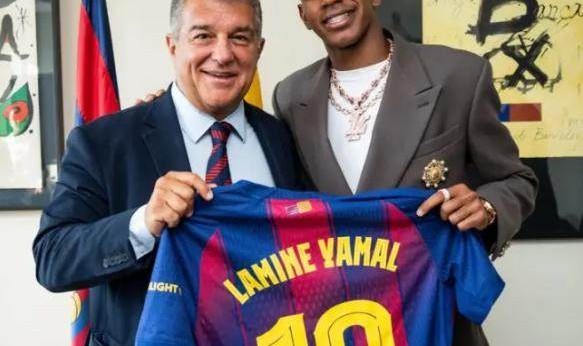 诺坎普新王登基！18岁亚马尔2亿天价续约接班梅西，生日派对争议惊动西甲高层！