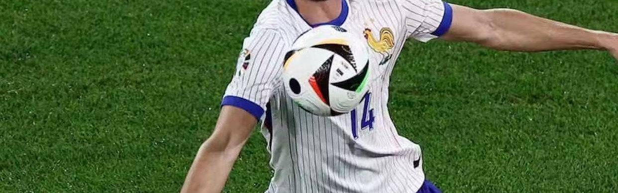 曼联因“侮辱性”条款错失拉比奥 中场引援计划仍在继续