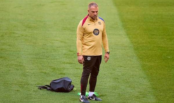 弗里克征召两新星参与巴萨训练 西甲收官战前考察青训